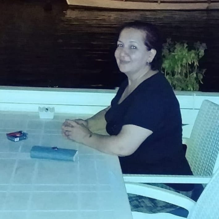 GemCryptoom's tweet photo. Büyük yuvarlak kahverengi çadırlar eski stadyum, orman mudurlugu onunde valigobegi yani. Iletisim:05322416994 
Acil ambulansa ihtiyaclari var lutfen yonlendirin. 
Cavidan kisioglu 
Aysel kisioglu
@DepremDairesi @haluklevent @OguzhanUgur @HatayValiligi @Hatayspor_FK @AFADHatay https://t.co/Hg7vM0XpnA