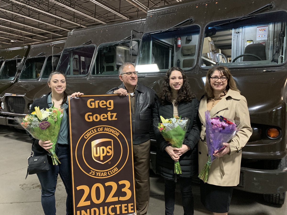 carie_monroe's tweet photo. Celebrating with Greg Goetz and his family on his induction day! 25 years crash free, congrats!!! His words of wisdom to the group “you can always improve on your safety”#CircleOfHonor https://t.co/3RVQgVk07b