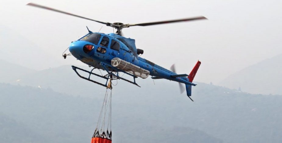 PiensaPrensa's tweet photo. Ministro de Agricultura, Esteban Valenzuela, acaba de informar que el empresario del fundo "La Perdiz" de Yumbel, que negó agua a piloto de helicóptero FUE DETENIDO. https://t.co/hB4RFg66Oi