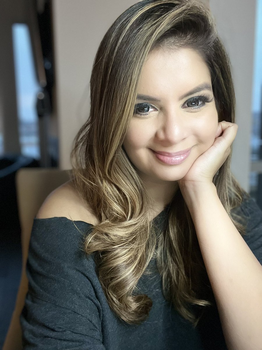 donasarkar's tweet image. Dear @Microsoft friends:
If you’re working on an Open AI project for work (tented or not) please Teams DM me
I have 3 resources for you that will help you save *legit* millions of dollars & months of time
And no, you don’t need to tell me what you’re working on
Talk soon! 👀