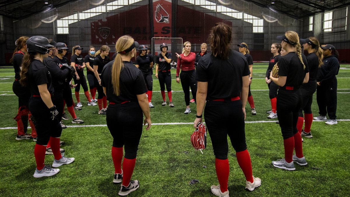 THIS JUST IN: #YourCardinals are one of four teams picked to earn a berth into the 2023 <a href="/MACSports/">MACtion</a>  Tournament in the league's annual preseason coaches poll released today.

Read about it here: bit.ly/3JUeLSw

#ChirpChirp x #WeFly