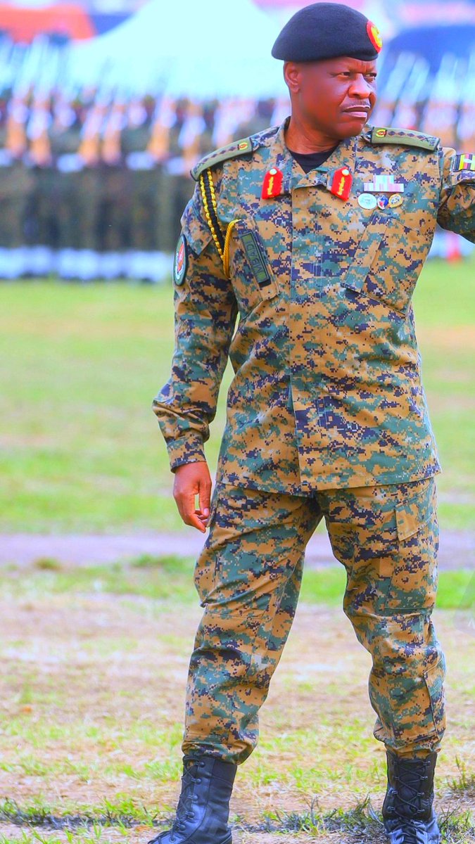 FredNshemereirw's tweet photo. CDF of Uganda people's Defense Forces @cdfupdf 
Gen Mbadi https://t.co/sSTjkTQ6xN