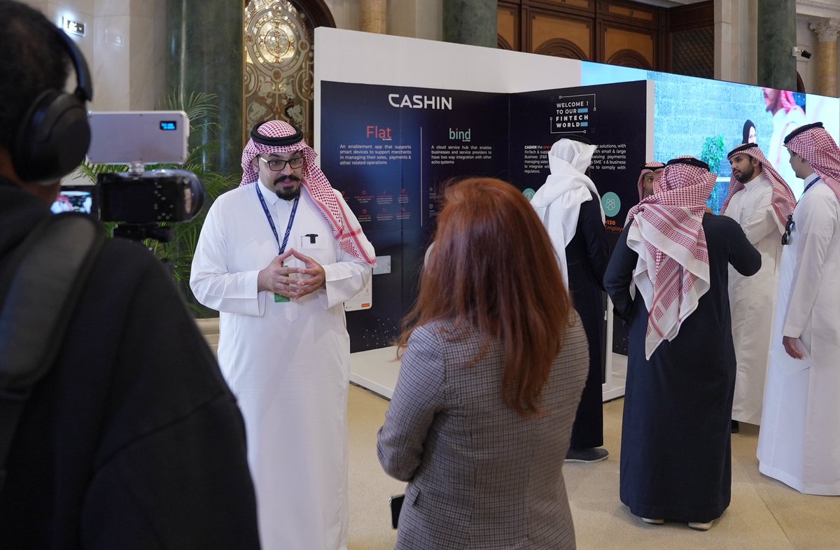 cashin_sa's tweet photo. 📸
لقطات من مشاركتنا في
#مؤتمر_الزكاة_والضريبة_والجمارك
تشرفنا بزيارة معالي المهندس/ سهيل ابانمي - محافظ هيئة الزكاة والضريبة والجمارك لمنصة عرض كاشن والاطلاع على أحدث خدماتنا ومنتجاتنا في التقنية المالية وحلول المدفوعات ✨
#كاشن #زاتكا #التقنية_المالية
#Always_cashin https://t.co/Hwb8vEvYPV