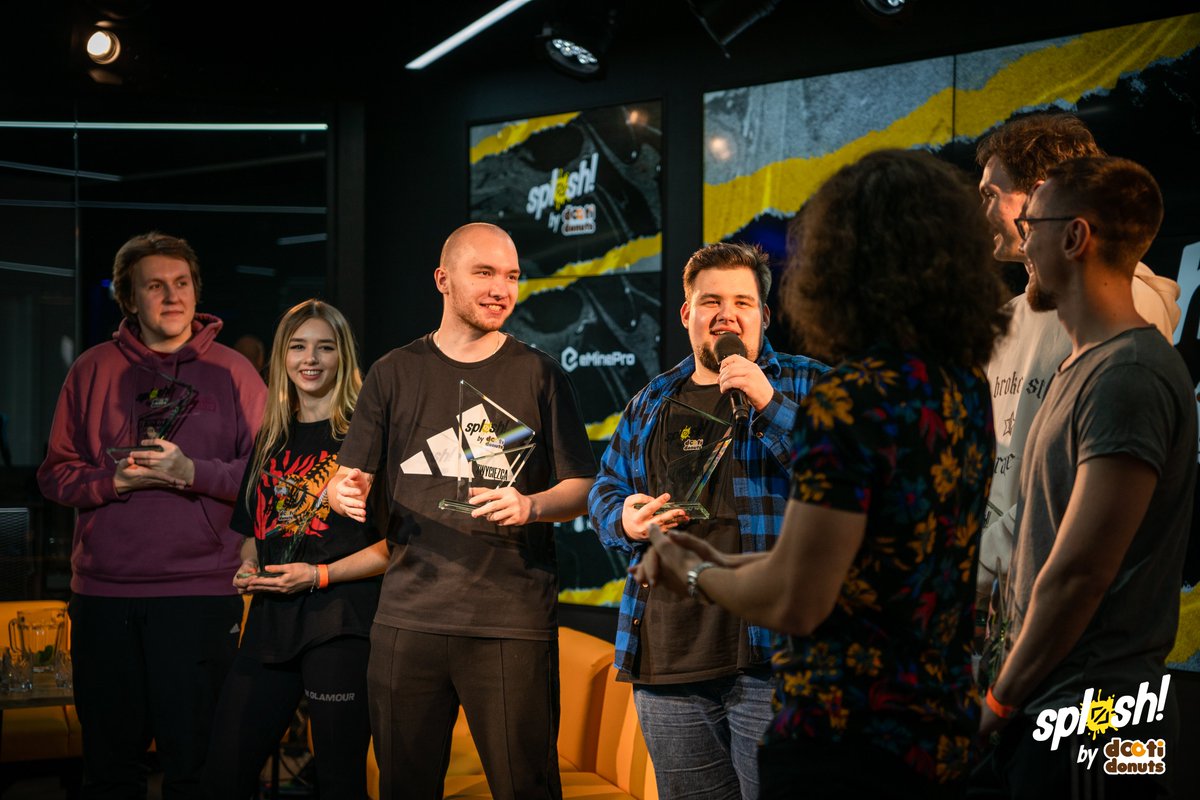 Splash by dooti donuts tweet media