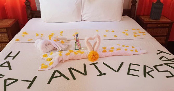 fonddoux's tweet photo. Special surprises for special occasions! Celebrate your anniversary at https://t.co/9e3JdlVu7Q in St. Lucia! https://t.co/3iPibmzQWi