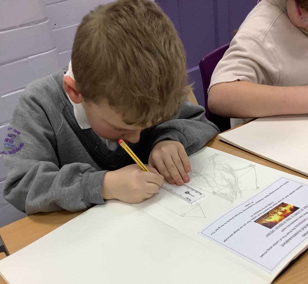 ellistonacademy's tweet photo. Fantastic Artwork going on in Lynx class ✏️ The children were asked to design a sculpture to commemorate the great fire of London. Tomorrow the children will peer critique their designs before up-levelling🔥 ⭐️ #EllistonArt #EllistonHistory https://t.co/J9XBe0D3K1