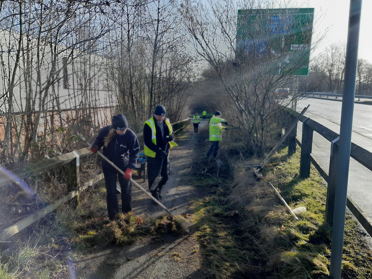 MunroCanal's tweet photo. Our Blackburn Volunteer Team got so much done today! Can you believe that the path widening they did at the Peel Centre was done in 2 hours and the van was willed with rubbish in just 1?! Incredible job team!

#volunteerbywater https://t.co/t4YvfiBO32