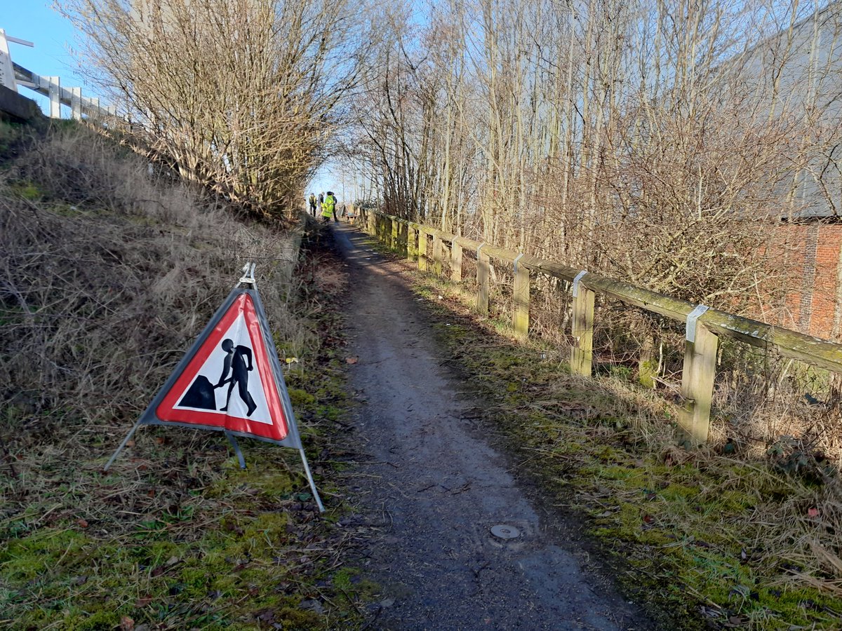 MunroCanal's tweet photo. Our Blackburn Volunteer Team got so much done today! Can you believe that the path widening they did at the Peel Centre was done in 2 hours and the van was willed with rubbish in just 1?! Incredible job team!

#volunteerbywater https://t.co/t4YvfiBO32