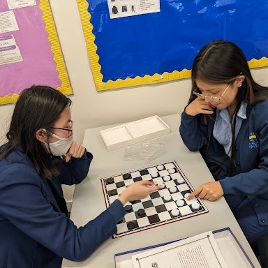 Aschshackney's tweet image. Thank you to Mr. Gulam, who runs our #Chess &amp;amp; #Draughts Club on a Wednesday lunchtime.

The club was completely full yesterday, with lots of excited #students taking part &amp;amp; #learning how amazing a #game of chess can be!

 #extracurricular #students #Hackney #Learning #Chessclub