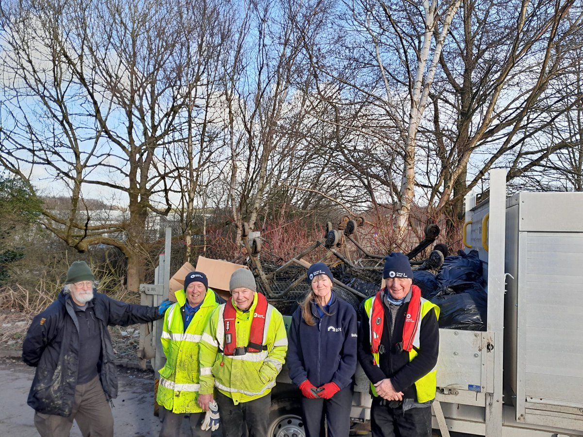 Our Blackburn Volunteer Team got so much done today! Can you believe that the path widening they did at the Peel Centre was done in 2 hours and the van was willed with rubbish in just 1?! Incredible job team! #volunteerbywater