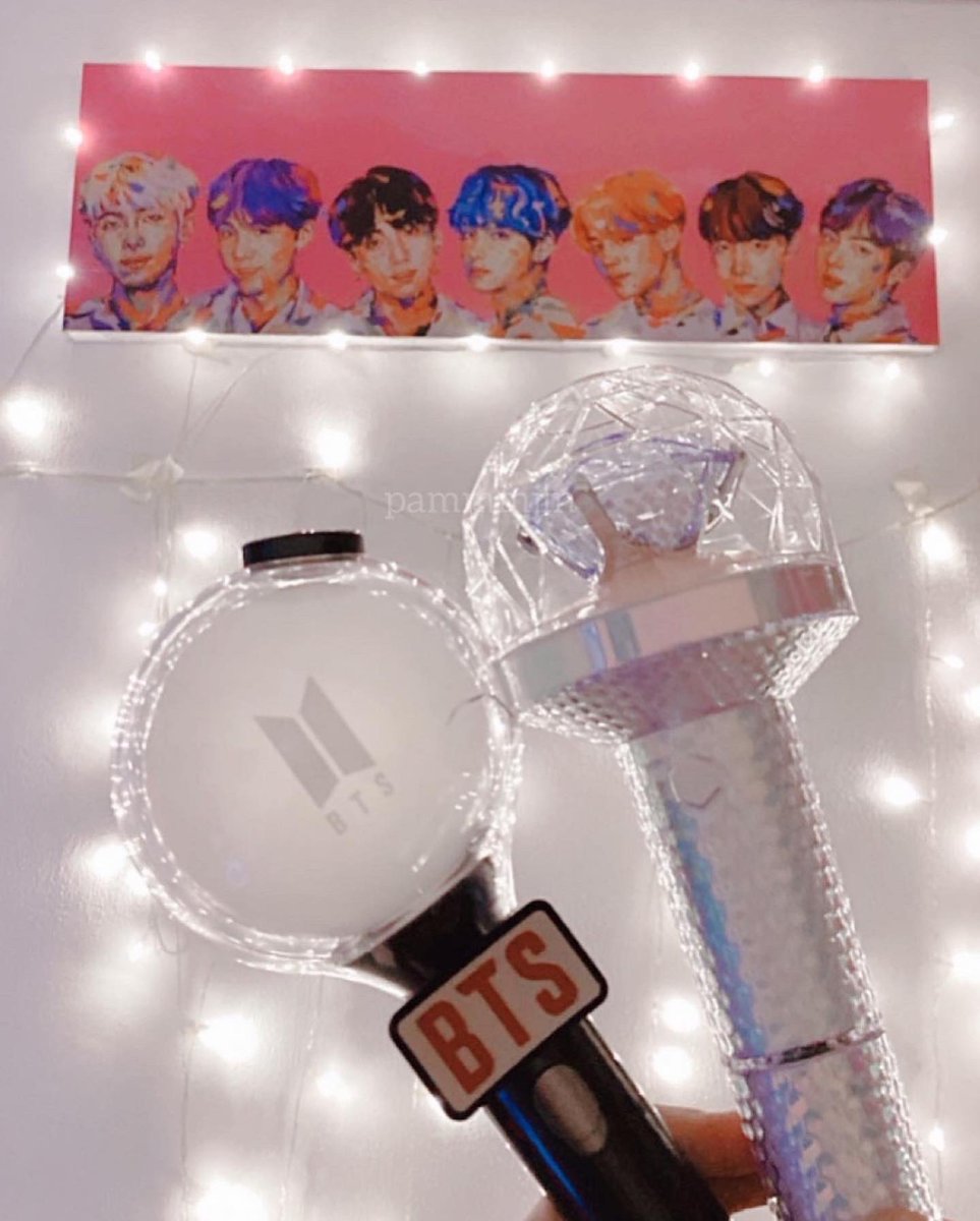 pammmjin's tweet photo. living my best armycarat life rn 💜💎 https://t.co/vGgozjZGcL