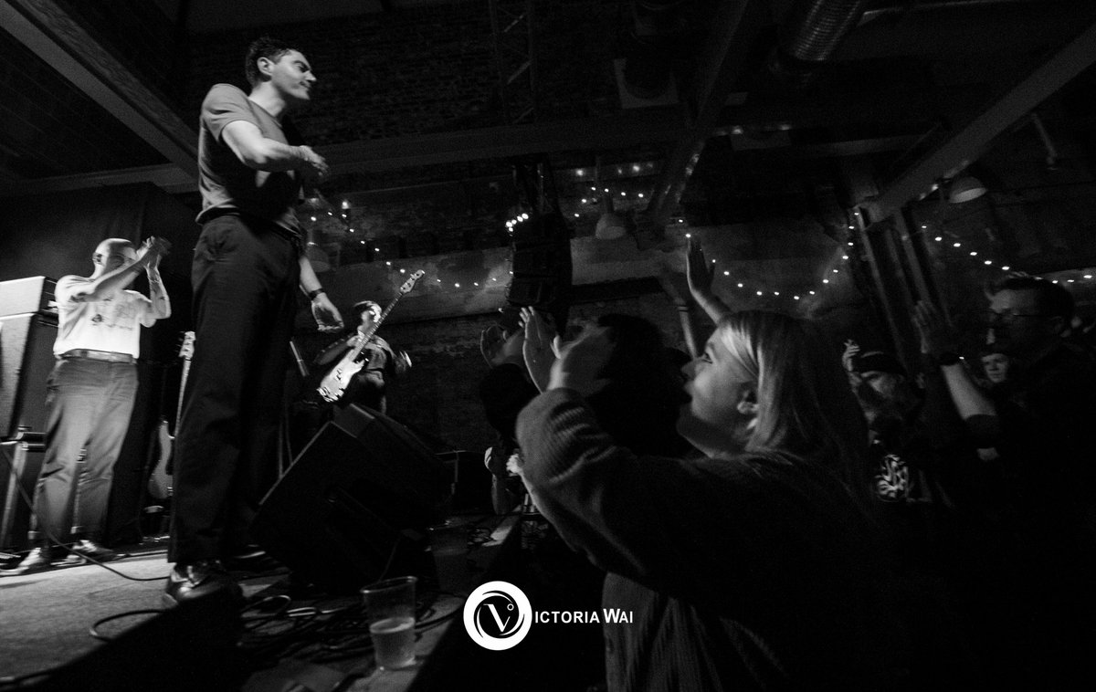 _victoriawai_'s tweet photo. Photos fr first night of @lifebanduk #IVW23 tour are also live. Hard selecting what to inc that couldn't inc photos fr their @ivc_uk Soundcheck Session in same post but yeah here's some fr the SHOW at @poprecsltd for @IVW_UK #10YearsOfIVW & more in link๐
https://t.co/kxtX5ILm9t https://t.co/5QrEWA0XW3