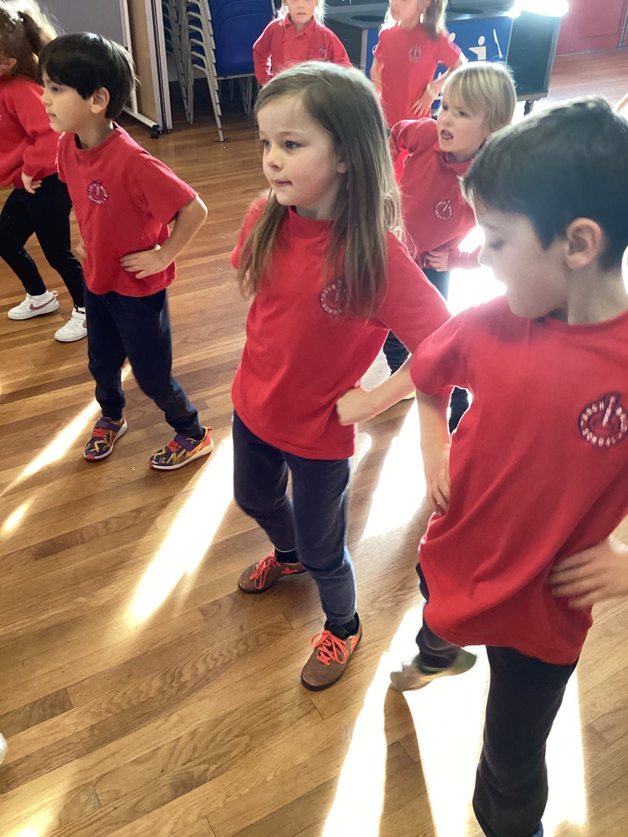 ArchibaldFirst's tweet photo. Thank you so much to @GosforthPark1st for hosting such a fun Zumba event this morning for our year 1 children. In the children’s words ”we had the best day of our lives!” #GosforthGetsGoing #AFSPE https://t.co/GFxjMNeSQp