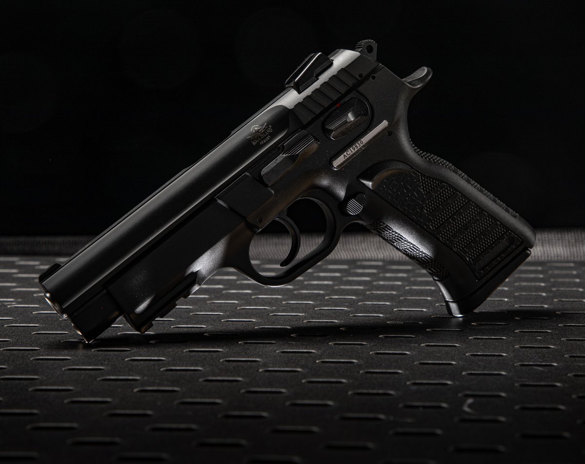 ArmscorRIA's tweet image. Thanks to its ergonomic design, the MAPP FS is the ultimate tool for any shooter, whether you're hitting the range or heading into the field.

#MAPP #firearms #versatility #shooting