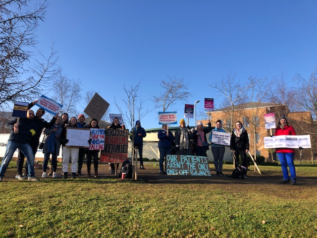 ellawisken's tweet photo. Thank you to everyone who came out today to join our cause and all the support from patients, public and members of staff @NNUH. Special mention to our wonderful @thecsp reps. Striking isn't an easy decision but something needs to change! #csp4fairpay @NNUHphysio @Csp_Eoe https://t.co/vxb4VVcTHq