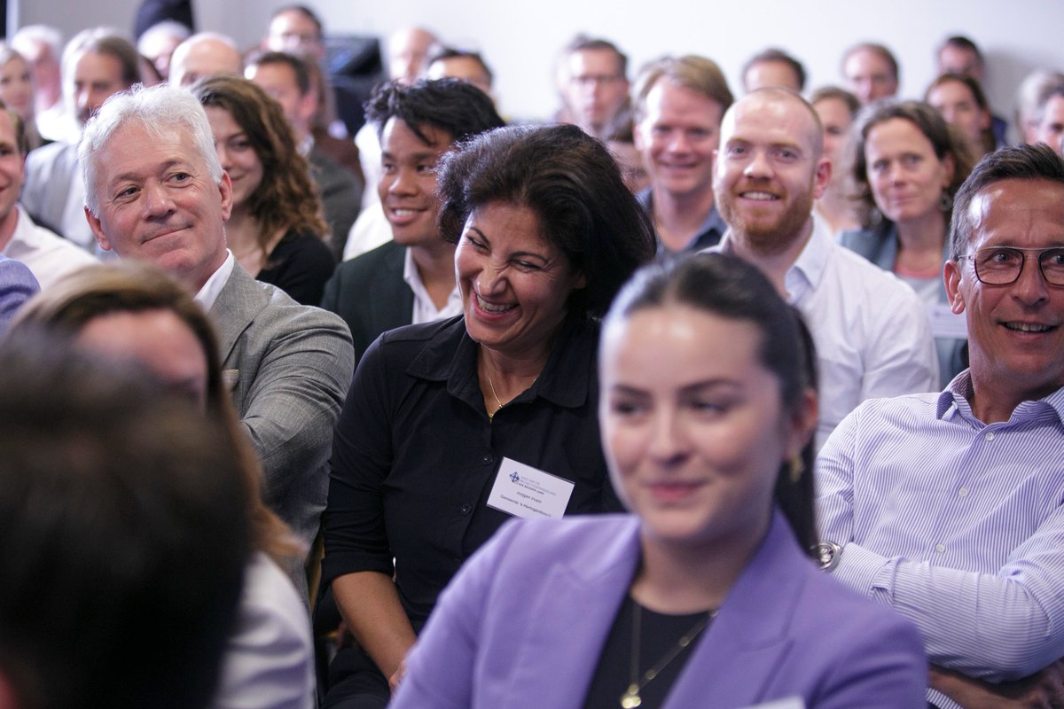 De eerste 250 deelnemers hebben zich ingeschreven voor de #dvdp2023! We zijn verheugd om de eerste twee keynote sprekers aan te kondigen: <a href="/hugodejonge/">Hugo de Jonge</a> en @daniellebraunOL. Lees meer via: neprom.nl/dvdp/2023/nieu… #dvdp #projectontwikkeling #ruimtelijkdomein #stedelijkeontwikkeling