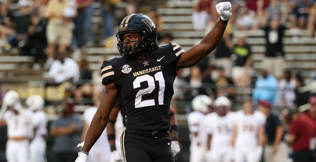 The #Packers met with Vanderbilt S Maxwell Worship at the #TropicalBowl