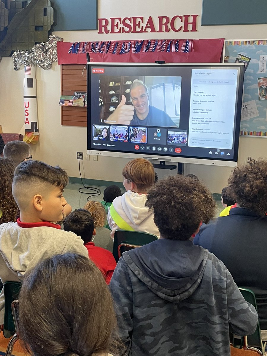 BerkieBulldogs's tweet photo. Such an amazing experience getting to learn more about @AlexAnzalone34 #AFHFIT Go Lions! @pbcsd https://t.co/DkqvtbpDtQ