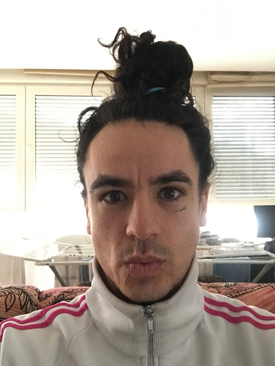 alvaarozzz's tweet photo. si tus tetas fueran speed, yo seria este kabron https://t.co/LQEZMht0gV