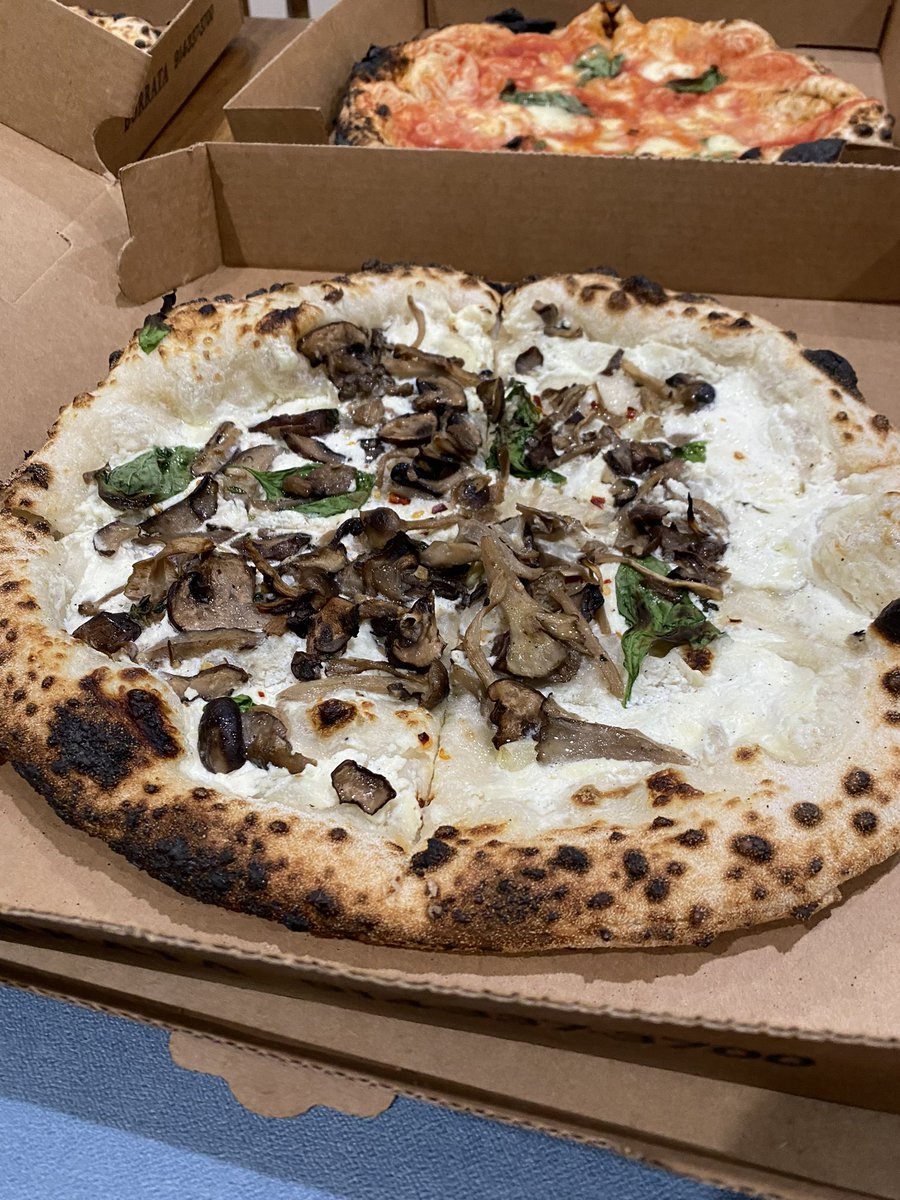 HBlack2014's tweet photo. I heard it’s #NationalPizzaDay ! https://t.co/9w3rn9HfrL