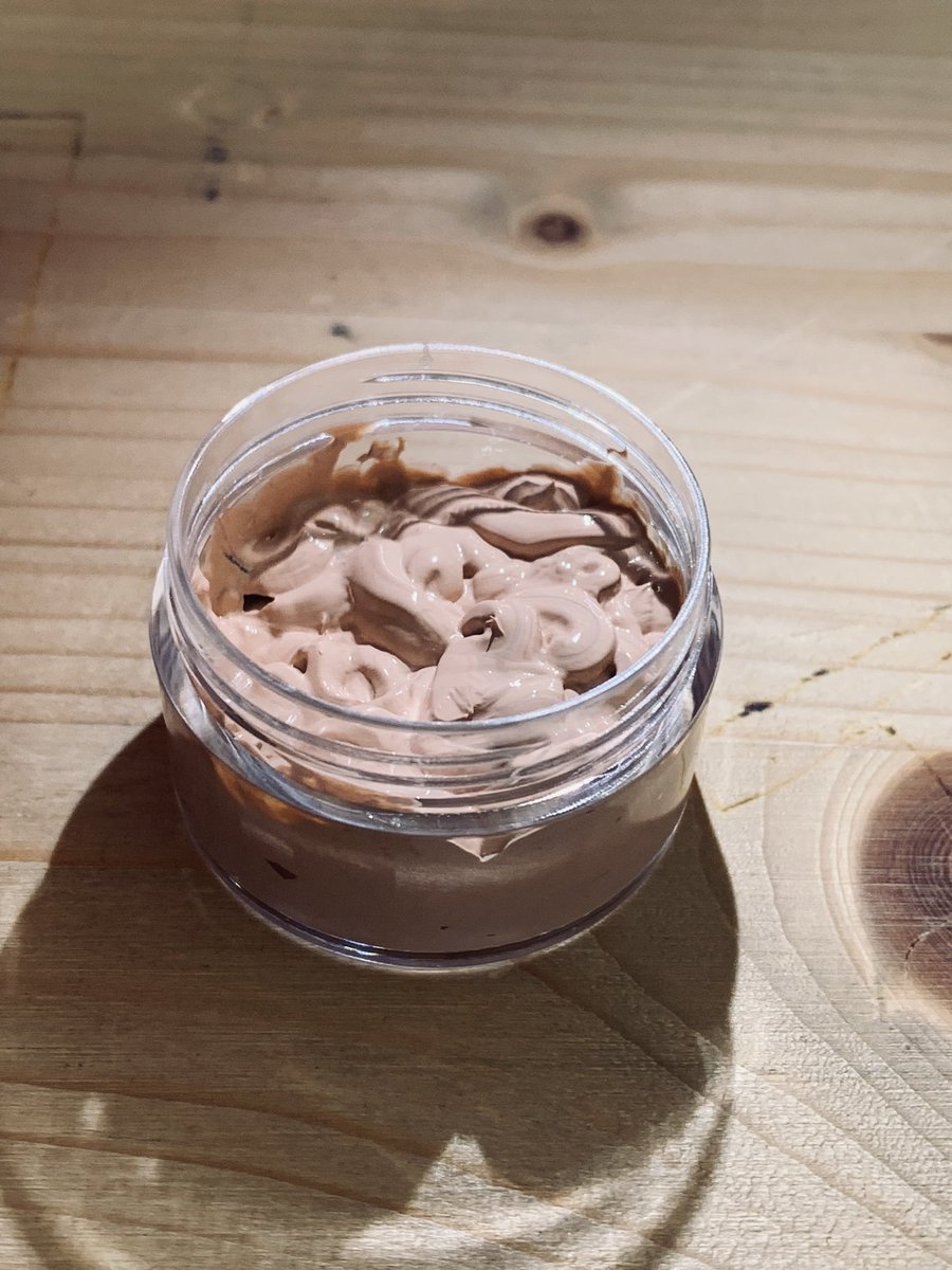 Ciao <a href="/stoincasinata/">Giulia Incasinatissima</a>, BB Cream tonalità media, realizzata appositamente per te. 
Really.