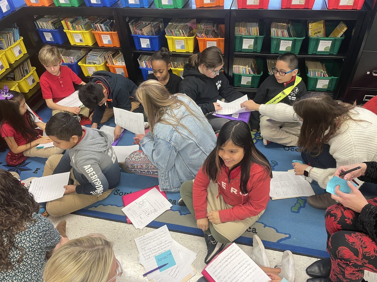rbpsEAGLES's tweet photo. Our 3rd GR PLC transformed into a Labsite. Hands-on Professional Development happening now!! #AlwaysImprovingOurCraft #ProfessionalsAtWork @RedBankSup @DreamBigRB @CherylCuddihy @KateRBPS #TeamWork ❤️ #RBBisBIA https://t.co/whB4NZ2hy5