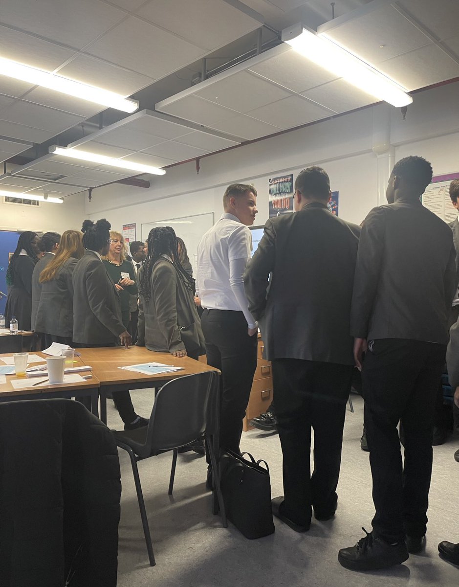 Beacon_High's tweet photo. Fantastic to see our Student Leadership Team working with the @SSAT facilitator today. This consisted of some team building and supports our Student Leadership journey - becoming real leaders and peer mentors #BelieveBelongBecome https://t.co/iymiRzOpG1