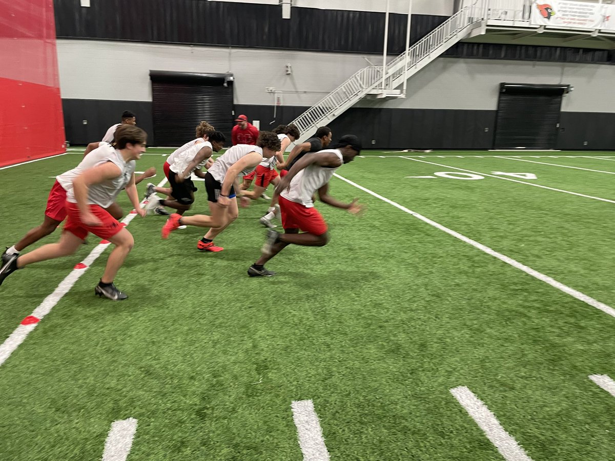 coach_pickup's tweet image. Chasing that #OnePercent every single day #BAWA @FootballMelissa