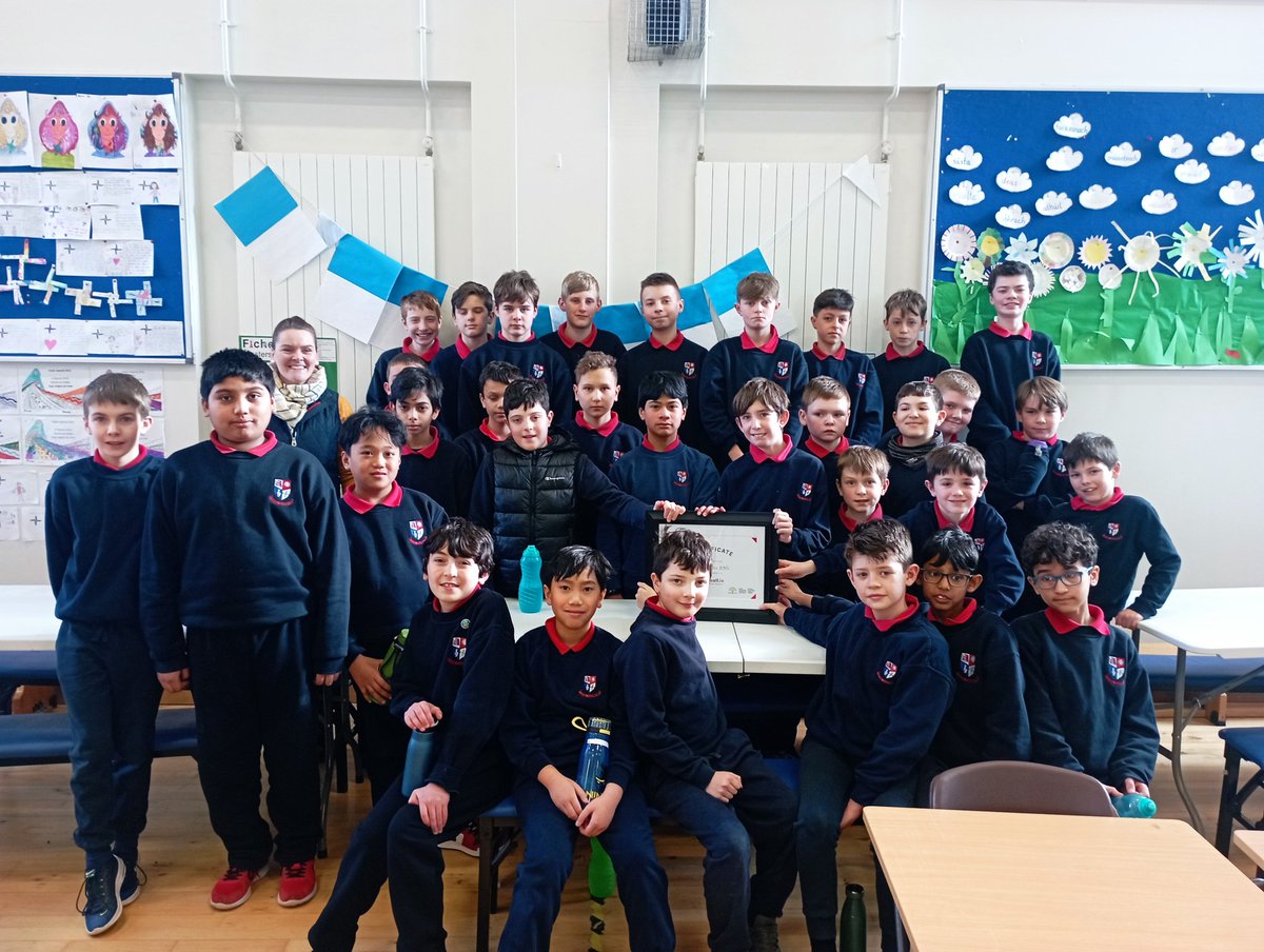 StCorbansNS's tweet photo. A great day out for our school chess team, thanks to @gaelscoil_nas for the warm welcome and to @Ficheall_ie for  organising. #CHECKMATE https://t.co/17yynfh7a0