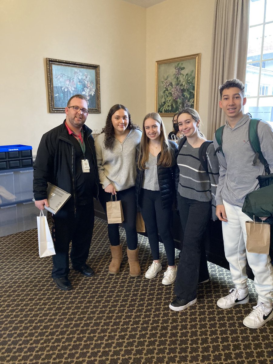 Excited to meet and share prevention and wellness ideas with HS students around Westchester! <a href="/MrPalumboPHS/">Joseph Palumbo</a> <a href="/Pvillestrong1/">Pleasantville STRONG</a> <a href="/pvilleschoolsny/">pleasantvillenyschools</a>