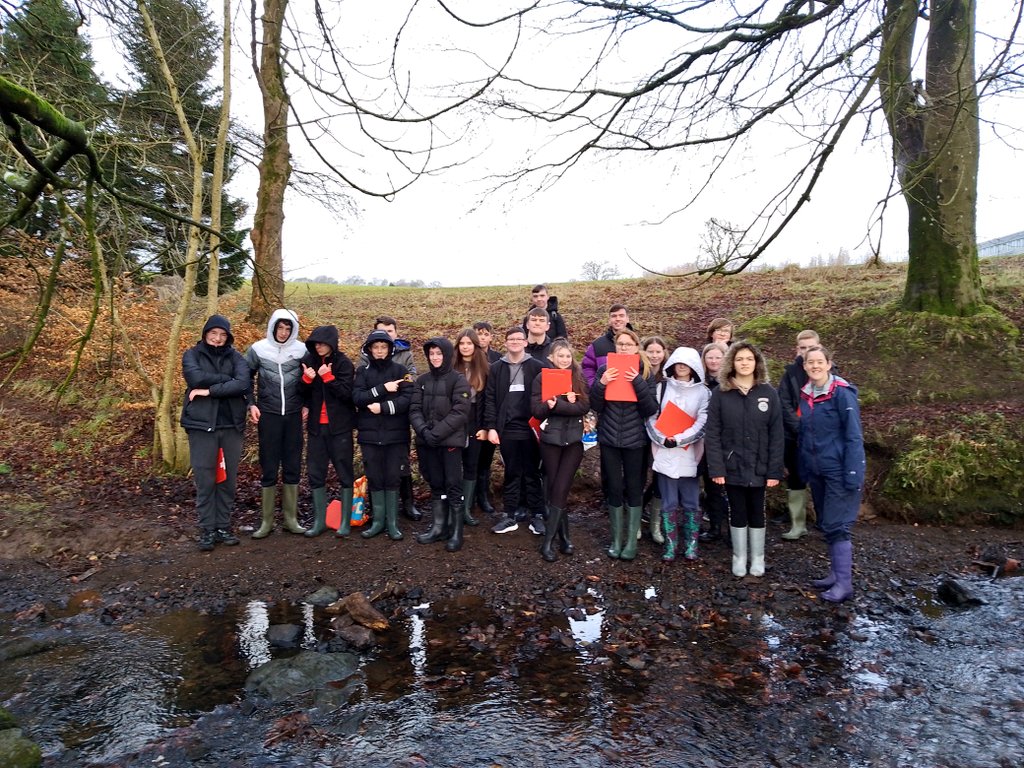 MrsGrantGeo's tweet photo. S3 Geography were an absolute pleasure to take to Strathaven for their River Fieldwork. Lots of features spotted and many gathering techniques developed. Next up is their project 🤞🏞️🌍 #Geography #RiverStudy #DreamTeam https://t.co/11HWdYB6za