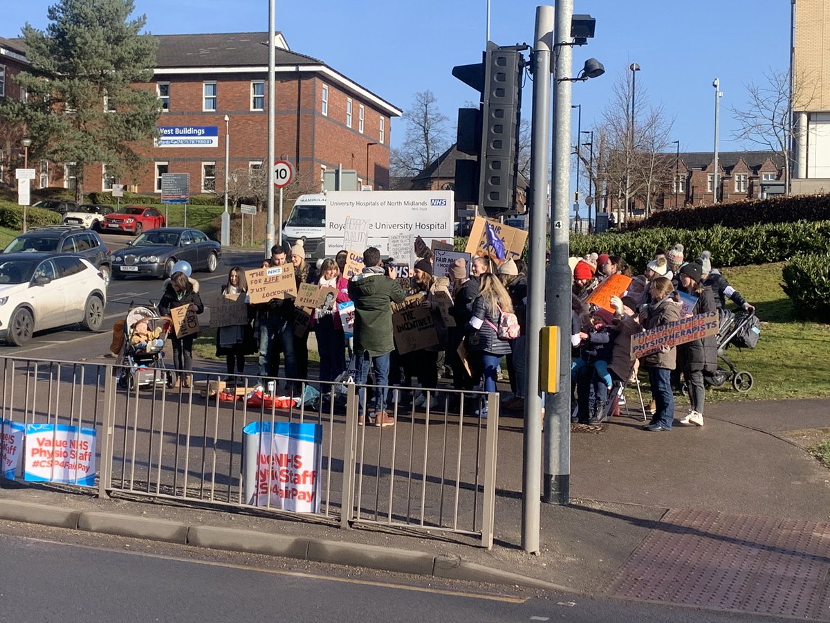 Nkay (Nkechi) (@nkay_gingasnaps) on Twitter photo Some highlights from <a href="/thecsp/">Chartered Society of Physiotherapy (CSP)</a> industrial action at <a href="/UHNM_NHS/">UHNM NHS Trust 🏥</a> today. #CSP4FairPay Some highlights from <a href="/thecsp/">Chartered Society of Physiotherapy (CSP)</a> industrial action at <a href="/UHNM_NHS/">UHNM NHS Trust 🏥</a> today. #CSP4FairPay