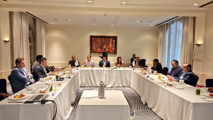 Low-code ayuda a desarrollar y orquestar aplicaciones con base BMP, reglas de decisión, RPA y OCR, así como agilizar la renovación de sistemas legados. #MesaRedondaCIOmx 
<a href="/IndraenMexico/">Minsait en Mexico</a>

<a href="/Appian/">Appian</a>

#CIO #CIOMéxico #LowCode #transfiormacióndigital #automatizacióndeprocesos