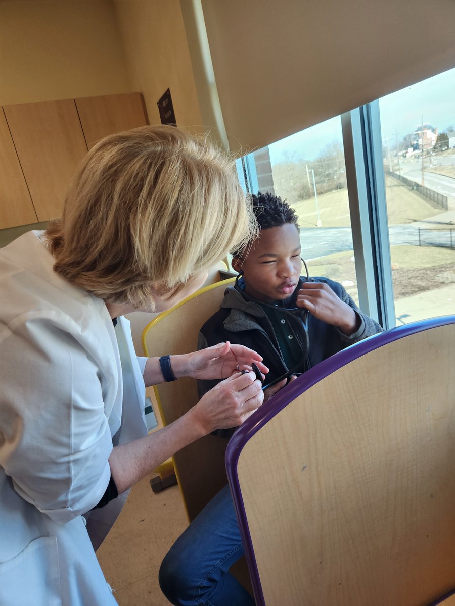 NormandySC1's tweet photo. February is American Heart Month, a time to focus on cardiovascular health. For the past 7 years, the Cardiology Medical team from Washington University has visited NSC schools to share interactive presentations. Thanks to Dr. Vivian Johnson for coordinating! #NormandyStrong https://t.co/lMI0OH4zXi