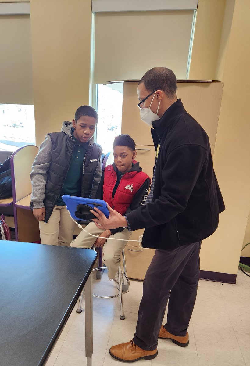NormandySC1's tweet photo. February is American Heart Month, a time to focus on cardiovascular health. For the past 7 years, the Cardiology Medical team from Washington University has visited NSC schools to share interactive presentations. Thanks to Dr. Vivian Johnson for coordinating! #NormandyStrong https://t.co/lMI0OH4zXi