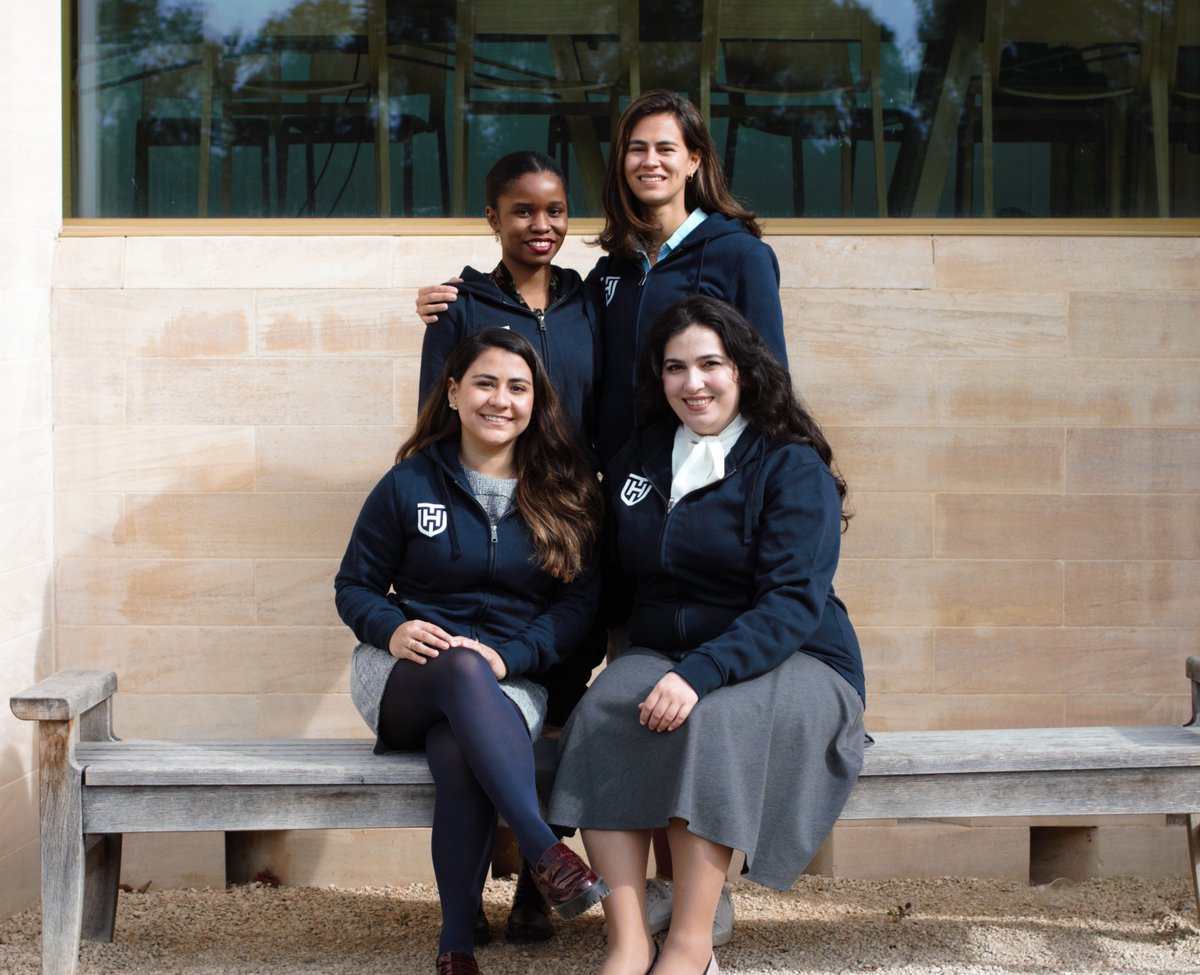 Congratulations @CheveningFCDO on your 40th Anniversary! We are proud to be your #partner @UniofOxford  supporting 4 graduate #scholarships 2022-23 - @anne_94 & @luisaza @BlavatnikSchool  @drnampewo @OxIHTM & Lamiya Khudoyarova @OxfordLawFac #oxford #scholarships 🌟🌟🌟🌟🇺🇿🇬🇹🇨🇴🇺🇬