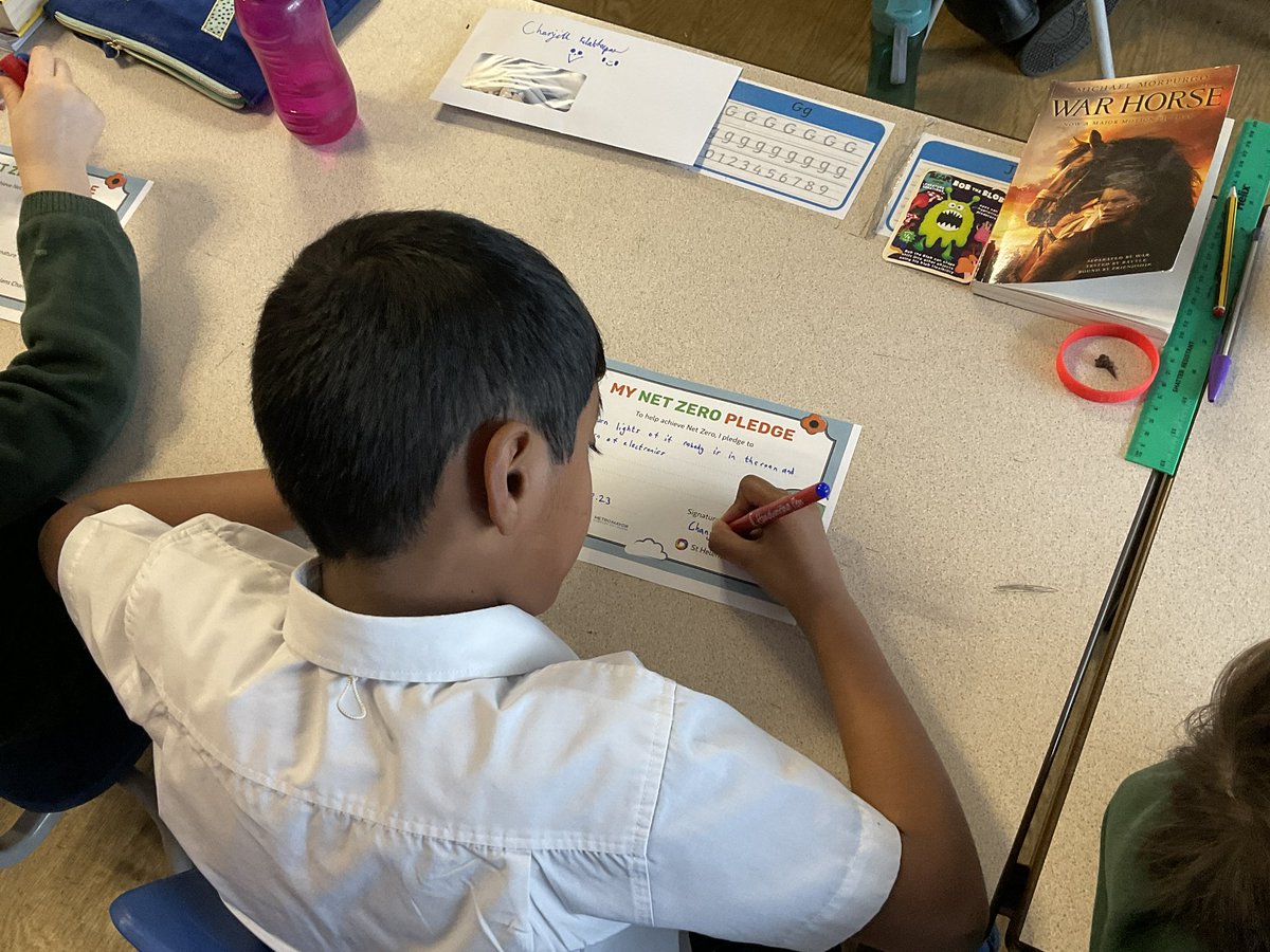 Yesterday Year 5 had a great workshop from <a href="/StHelensChamber/">St Helens Chamber</a> on how to be Ready! Steady! Green!
#WhoGotThePower