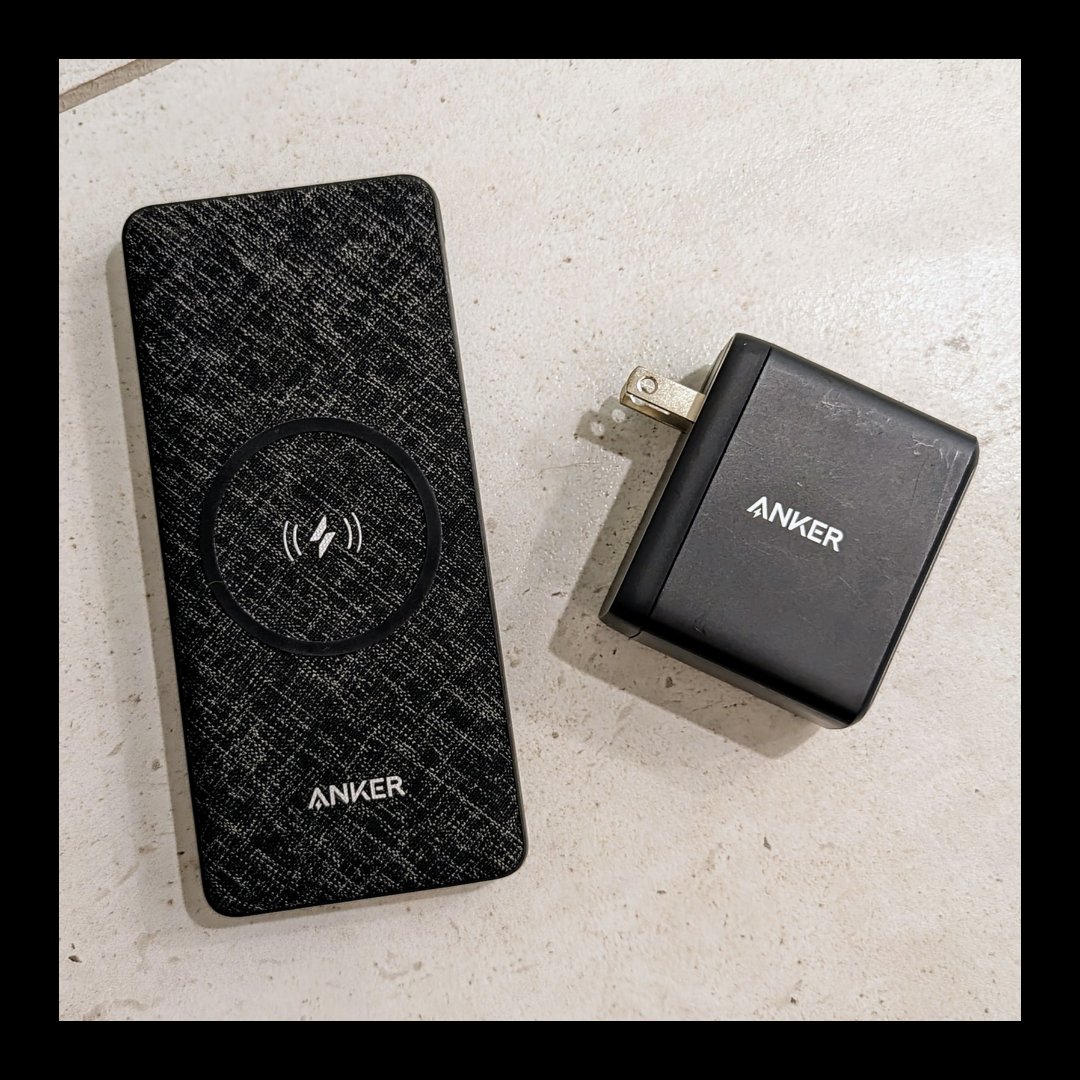 gadgetsyrupfeed's tweet photo. The @ankerofficial 533 power bank and 736 Nano II charger are two accessories I never leave home without. Learn why in the full review! #anker #powercore #fullycharged https://t.co/a663nsXyQg https://t.co/SDWOYXj6lK