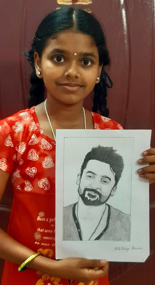 sfcpudukkottai's tweet photo. • Little Artist 👌👏🤩 

The Rise of @Suriya_offl Anna  Drawing for Our District @sfcpudukkottai
Suriya Sivakumar sir Tribute drawing frame with  drawn by our school 8th std Divyadhardhini.. pure inspiration 💥

@Suriya_offl | @Karthi_Offl 
@rajsekarpandian | @mi_offl https://t.co/LGpsvXwlfK