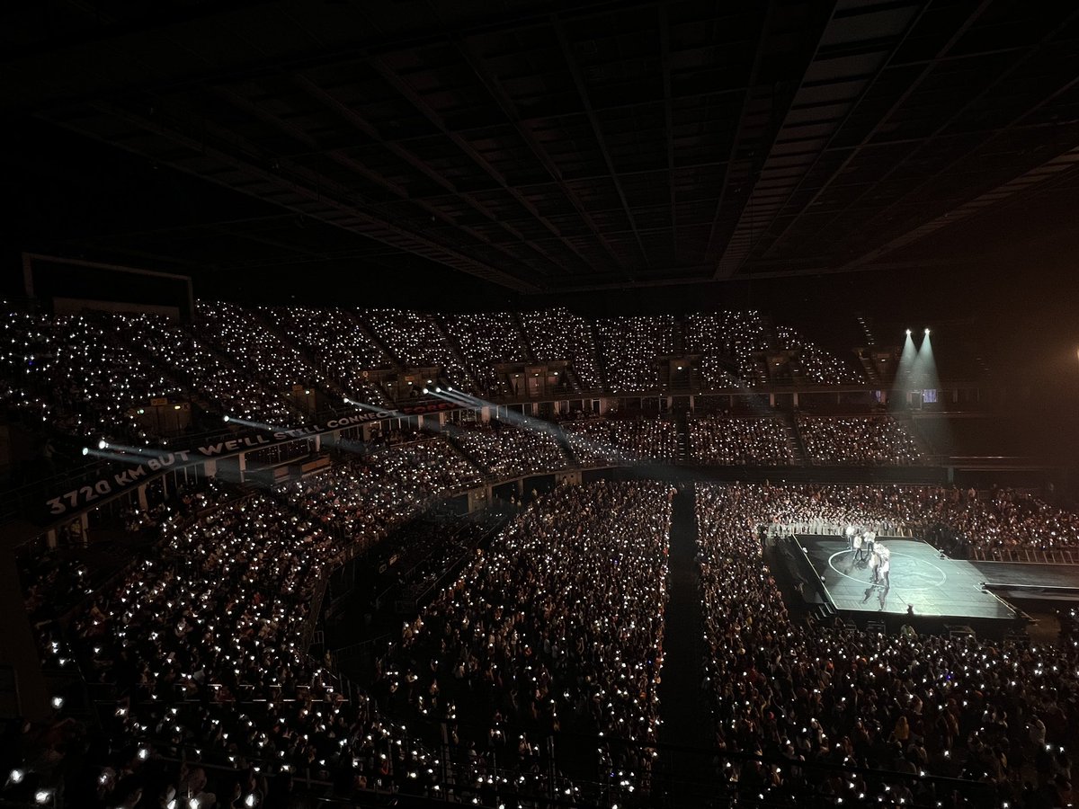 Heeseungm's tweet photo. On the second day of our Manifesto in Bangkok, we are overwhelmed with gratitude for the outpouring of support from our beloved ENGENEs. We poured our hearts and souls into every performance, so hope you enjoyed the stage. Thank you, thank you, thank you, Bangkok! https://t.co/PRNCh6SiJL