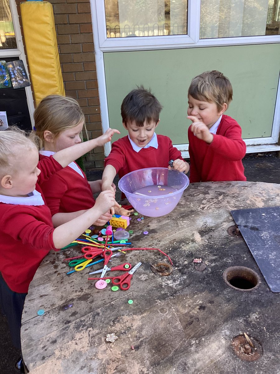 Science, floating and sinking, magnets, capacity and STEM activities.