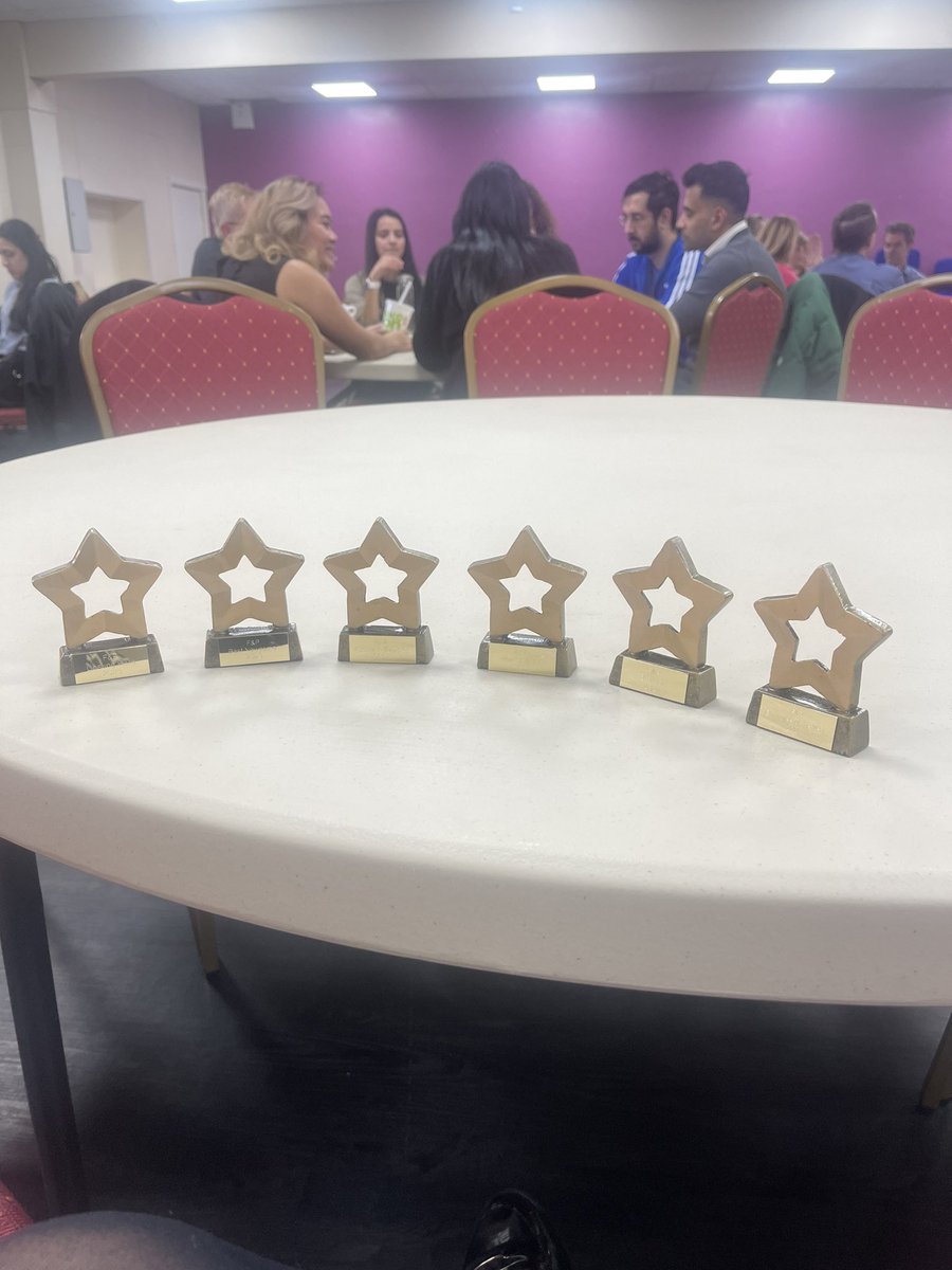 Dinah McLannahan tweet media