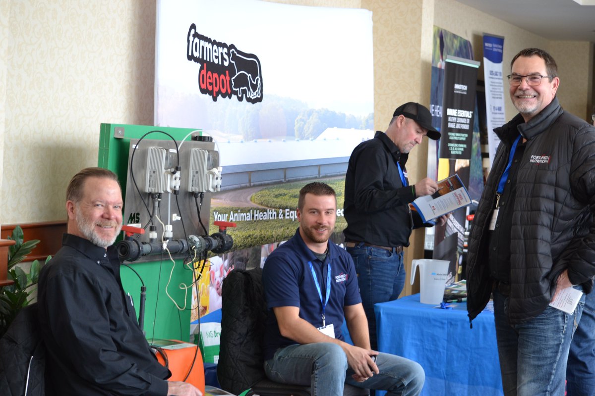 Busy day at the Manitoba Swine Seminar on Feb 8th! @fortifiednutrition