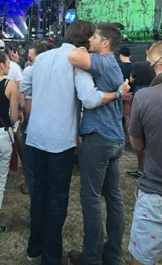J2 Love Bot (@j2inharmony) on Twitter photo 
