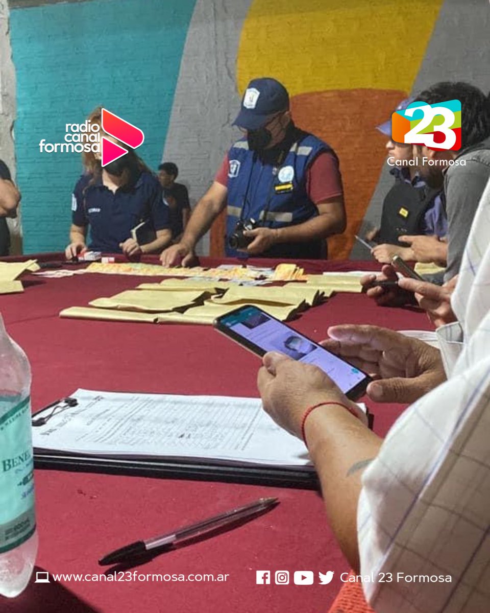 canalformosa's tweet photo. 🔴 #CLAUSURADO • Se procedió a la clausura de un local bailable donde se realizaban apuestas ilegales y clandestinas, en la localidad de #Villafañe 💸
#Policiales #Viral #Interior #VillaDiscPub #IAS #JuegosClandestinos #Boliche #Bailanta #Casinoilegal #juegosilegales https://t.co/K9BuMuOt5A