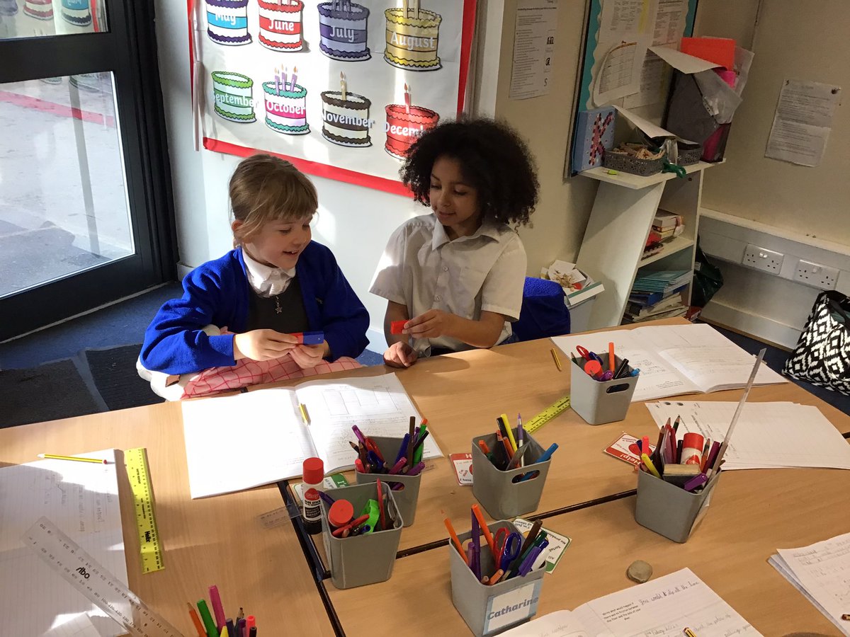 CanonYearThree's tweet photo. Year 3 investigated with magnets today in Science and learnt about the concepts of attraction and repulsion @CanonSharples @LT_Trust https://t.co/9HQ9SFmful