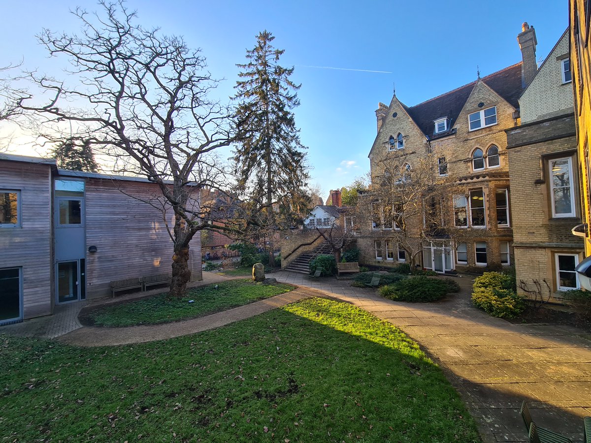 OxfordDeptofEd's tweet image. #SettingSun #EndOfTheWeekVibes