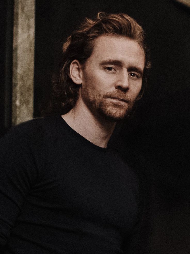 Happy birthday Tom Hiddleston ! 