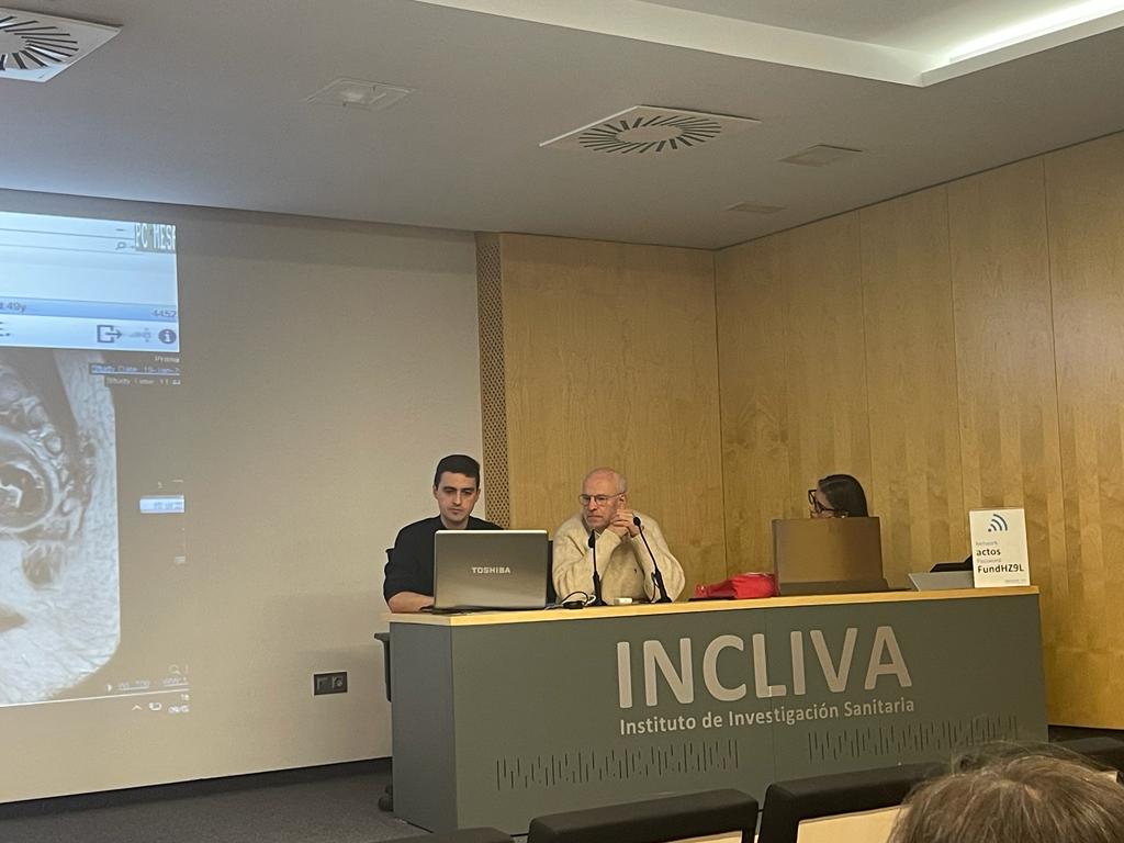 👉🏼 Seguimos con la estadificación locorregional del cáncer de recto. 

🤓 Interesante mesa multidisciplinar de casos clínicos 

#ecografía #resonanciamagnetica 

<a href="/GVAsanitat/">GVA Sanitat</a> <a href="/incliva_iis/">INCLIVA</a> <a href="/StephGaBotello/">Stephanie Garcia-Botello</a> <a href="/VicentePlaMarti/">Vicente Pla Marti</a> <a href="/davidmoro78/">David Moro-Valdezate</a> <a href="/LPerezSantiago/">Leticia</a> <a href="/spalomares3/">Sara Palomares</a>