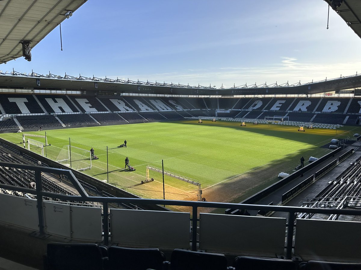 PEORACLE's tweet image. Great CPD today listening to Paul Warne around Leadership. Lovely setting once again for a course.